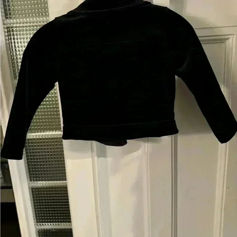 Genuine kids from OSHKOSH girls black velvet moto jacket size 5T